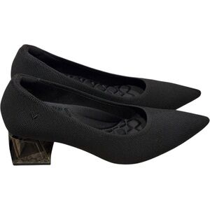 Vivaia Aria Block Heel in Size 11